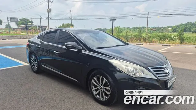 Hyundai Grandeur HG HG240