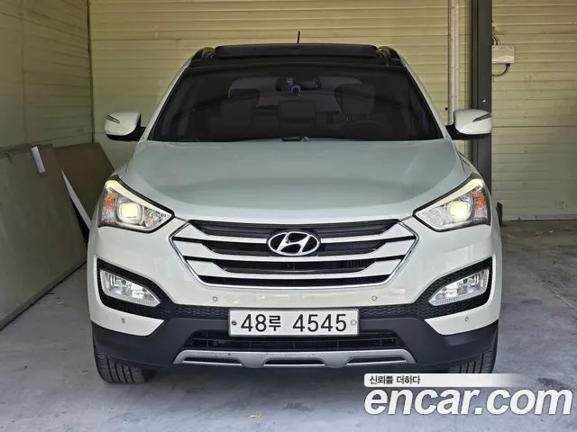 Hyundai Santa Fe DM Diesel(e-VGT) 2.0 2WD Premium