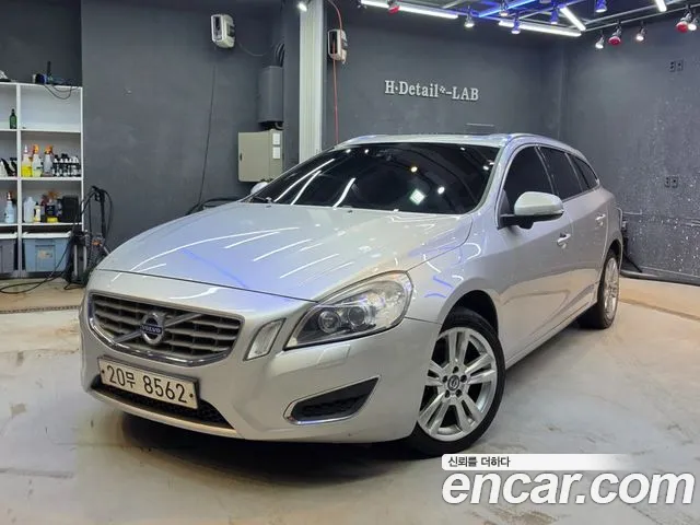 Volvo V60 D3 1