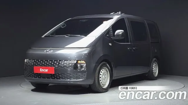 Hyundai Staria 11