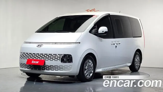 Hyundai Staria 5