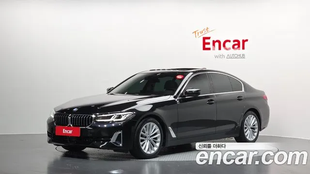 BMW 5 (G30) 520i