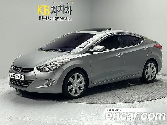 Hyundai Avante MD M16 GDI