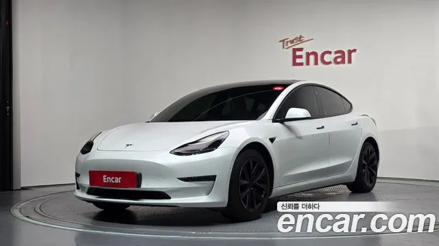 Tesla 3 AWD