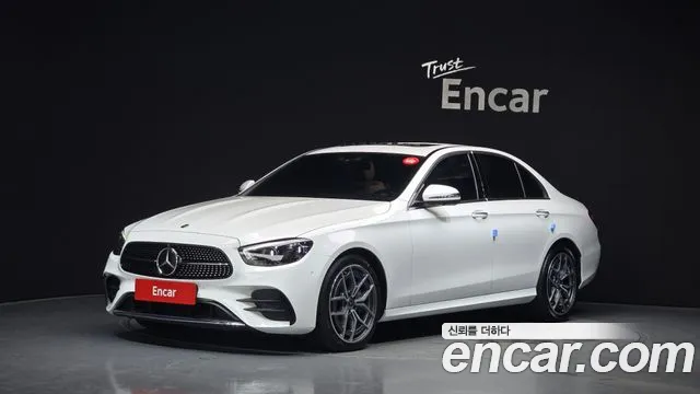 Mercedes-Benz E- W213 E220d 4MATIC AMG Line