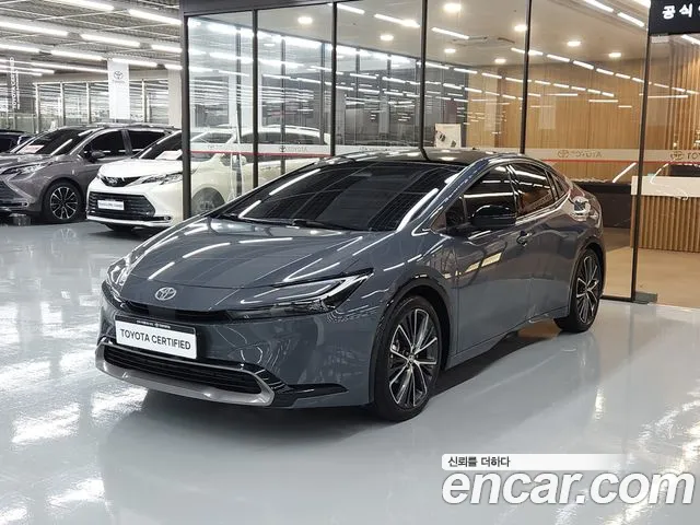 Toyota Prius 5 2.0 XLE