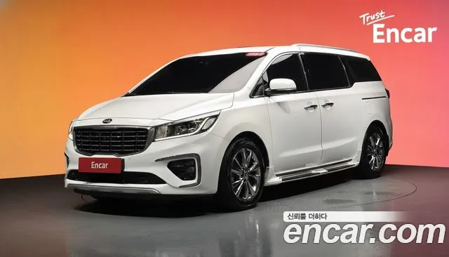 Kia The New Carnival 9 Noblesse