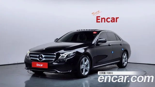 Mercedes-Benz E- W213 E200