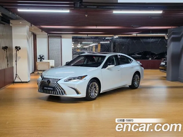 Lexus ES300h 7