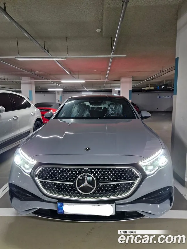 Mercedes-Benz E- W214 E300 4MATIC AMG Line