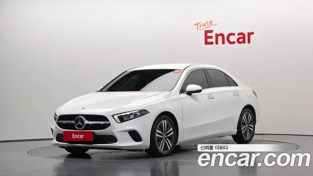 Mercedes-Benz A- W177 A220
