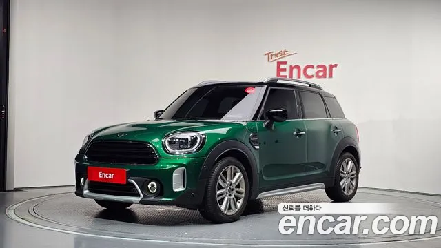 MINI Cooper Countryman 2