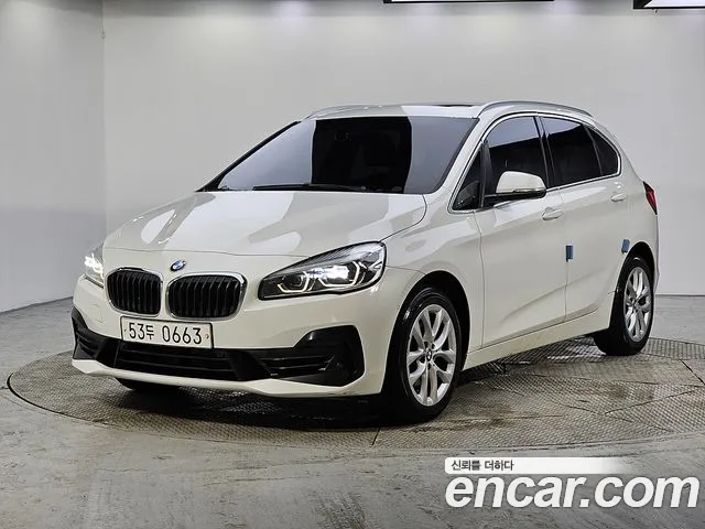 BMW 2 (F45)