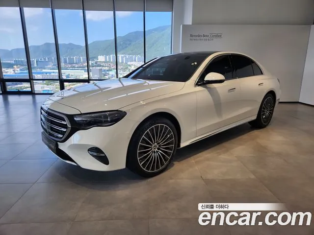 Mercedes-Benz E- W214 E450 4MATIC Exclusive