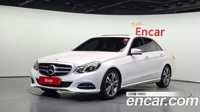 Mercedes-Benz E- W212 E220 CDI