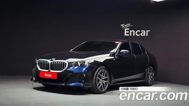 BMW 5 (G60) 520i M