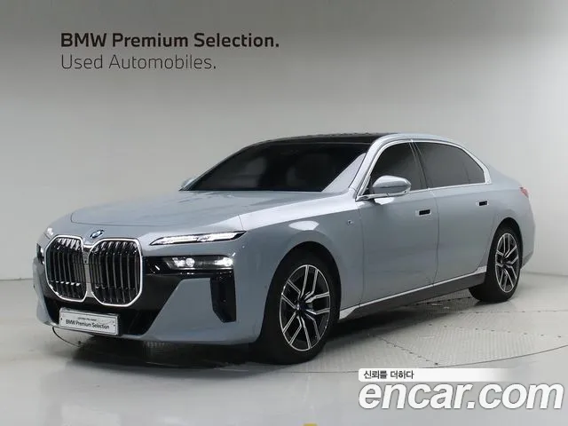 BMW 7 (G70) 740i sDrive M