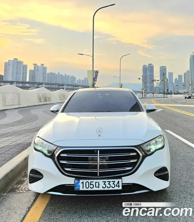 Mercedes-Benz E- W214 E220d 4MATIC Exclusive