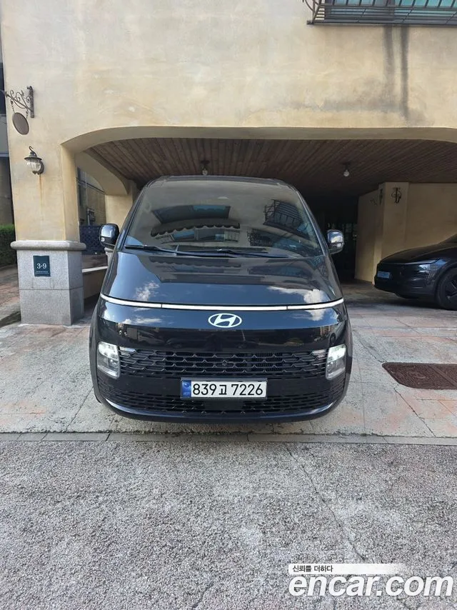 Hyundai Staria 5