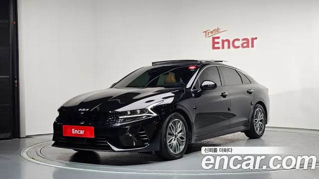 Kia K5 Hybrid 3 Signature