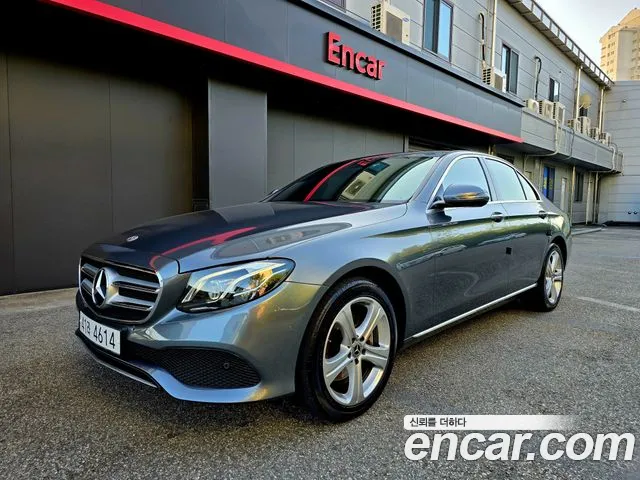 Mercedes-Benz E- W213 E220d 4MATIC