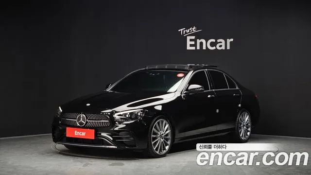 Mercedes-Benz E- W213 E350 4MATIC AMG Line
