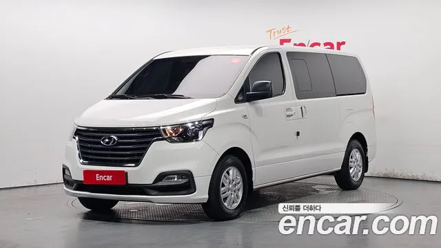 Hyundai The New Grand Starex 5