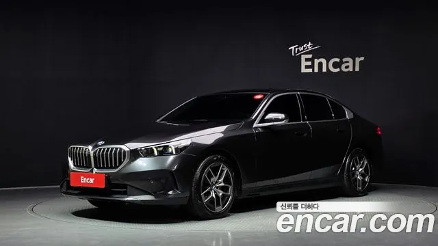 BMW 5 (G60) 520i