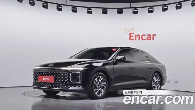 Hyundai Grandeur Hybrid (GN7) Premium
