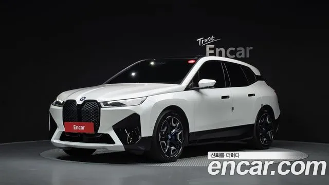 BMW iX xDrive50