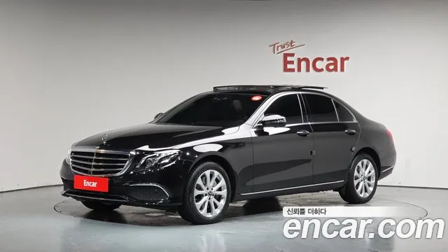 Mercedes-Benz E- W213 E300 4MATIC Exclusive