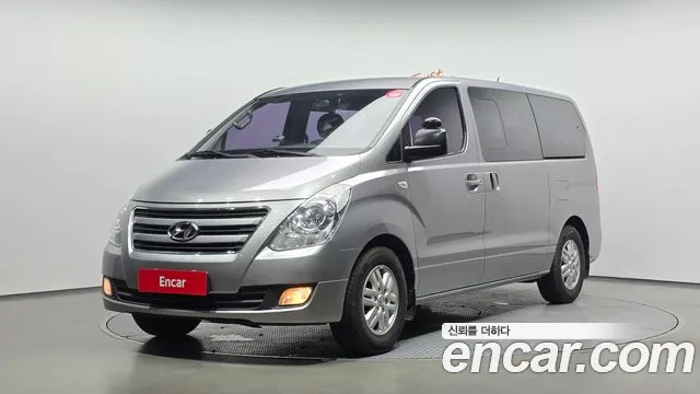 Hyundai Grand Starex 12
