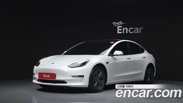 Tesla 3 AWD