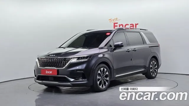 Kia Carnival 4 Gasoline 9 Signature