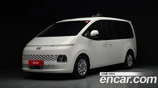 Hyundai Staria 5