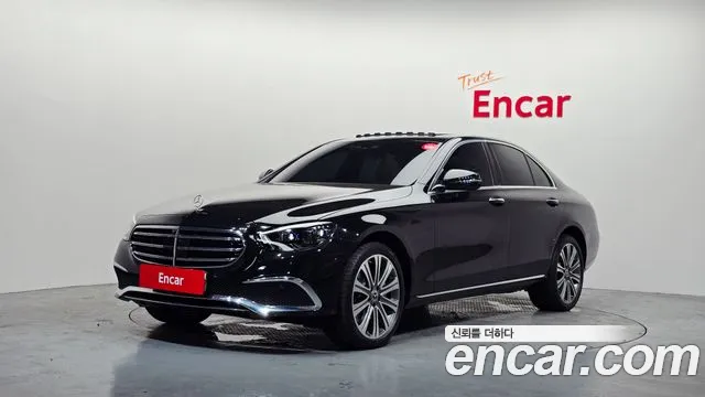 Mercedes-Benz E- W213 E350 4MATIC Exclusive