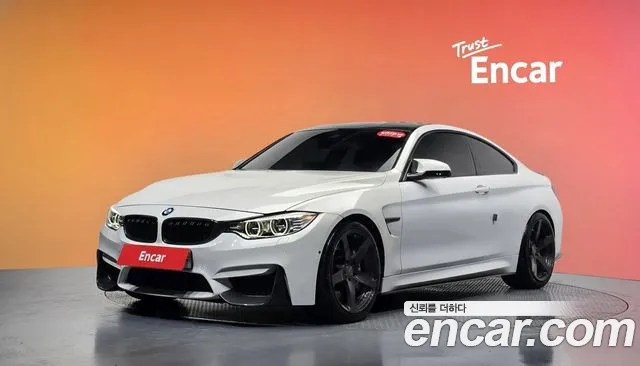 BMW M4 (F82) M4