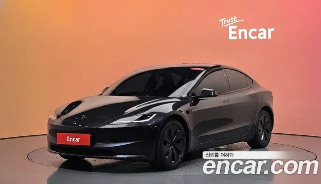 Tesla 3 RWD