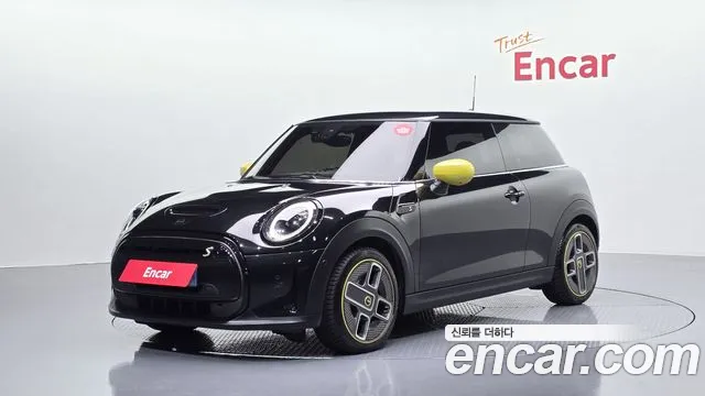 MINI Cooper SE 3