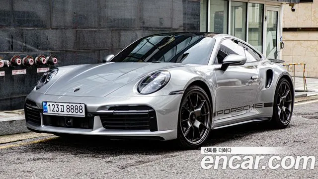 Porsche 911 (992) Turbo 50