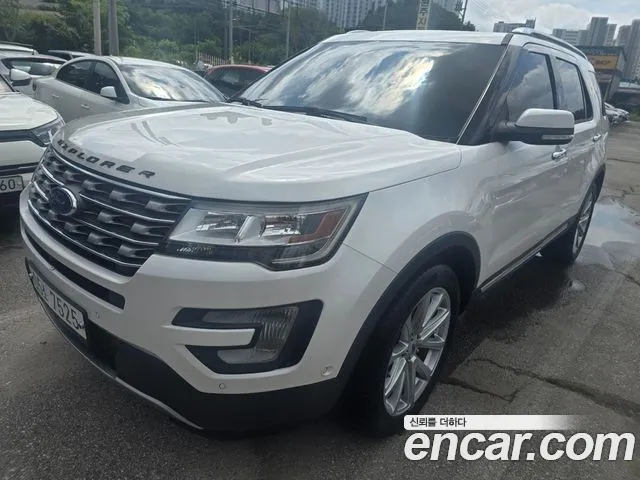 Ford Explorer 2.3 Limited 4WD 5