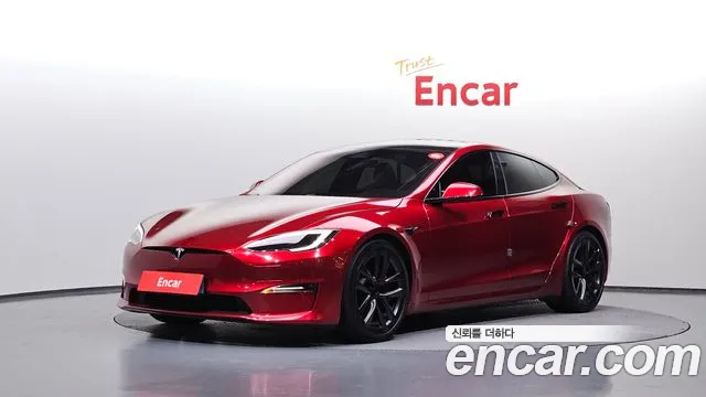 Tesla S
