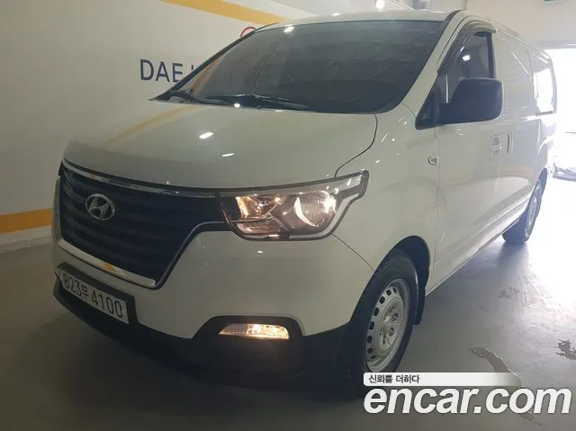 Hyundai The New Grand Starex 3