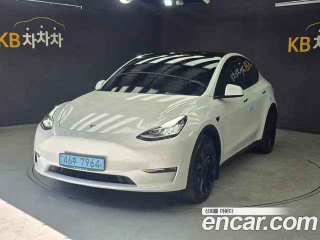 Tesla Y AWD