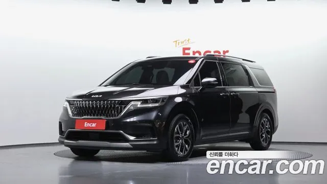 Kia Carnival 4 Gasoline 9 Noblesse