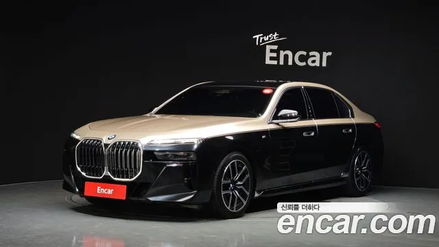 BMW 7 (G70) 740i xDrive M