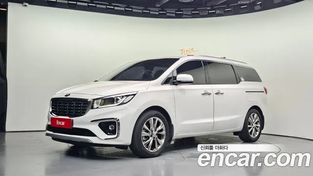 Kia The New Carnival 9 Prestige