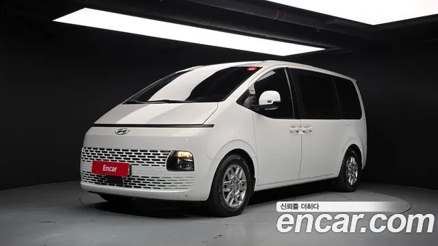 Hyundai Staria 4WD 9