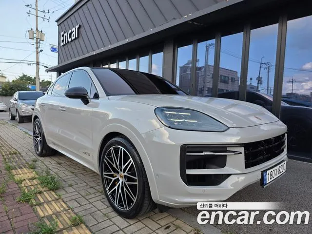 Porsche Cayenne (PO536) 4.0 GTS