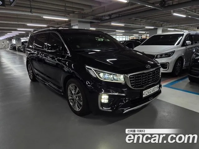 Kia The New Carnival 9 Noblesse